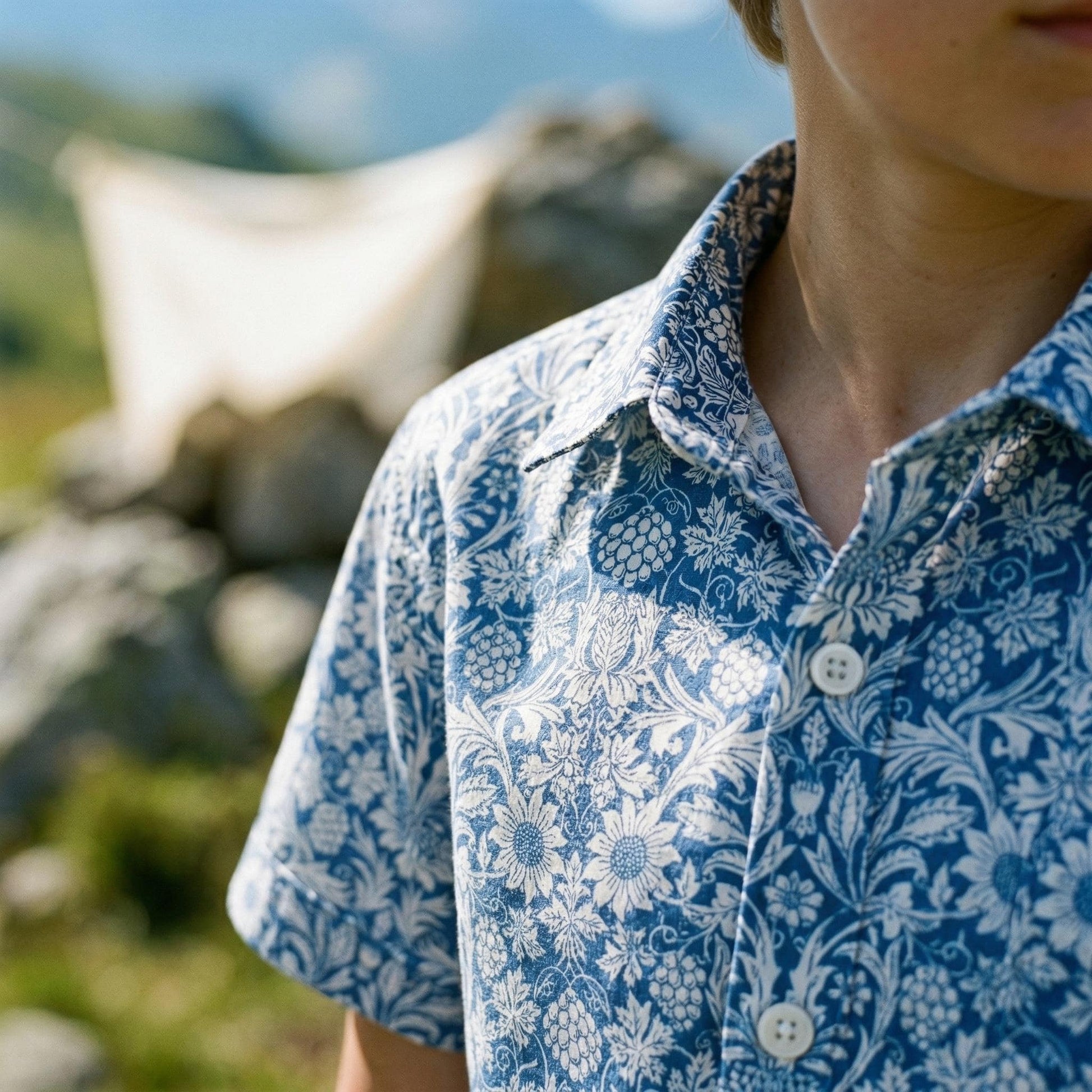 Liberty London Button-up Short-sleeved Shirt, Handmade Cotton Clothing, Tailoring Personalised Chemise, Minimalist Casual Outfits