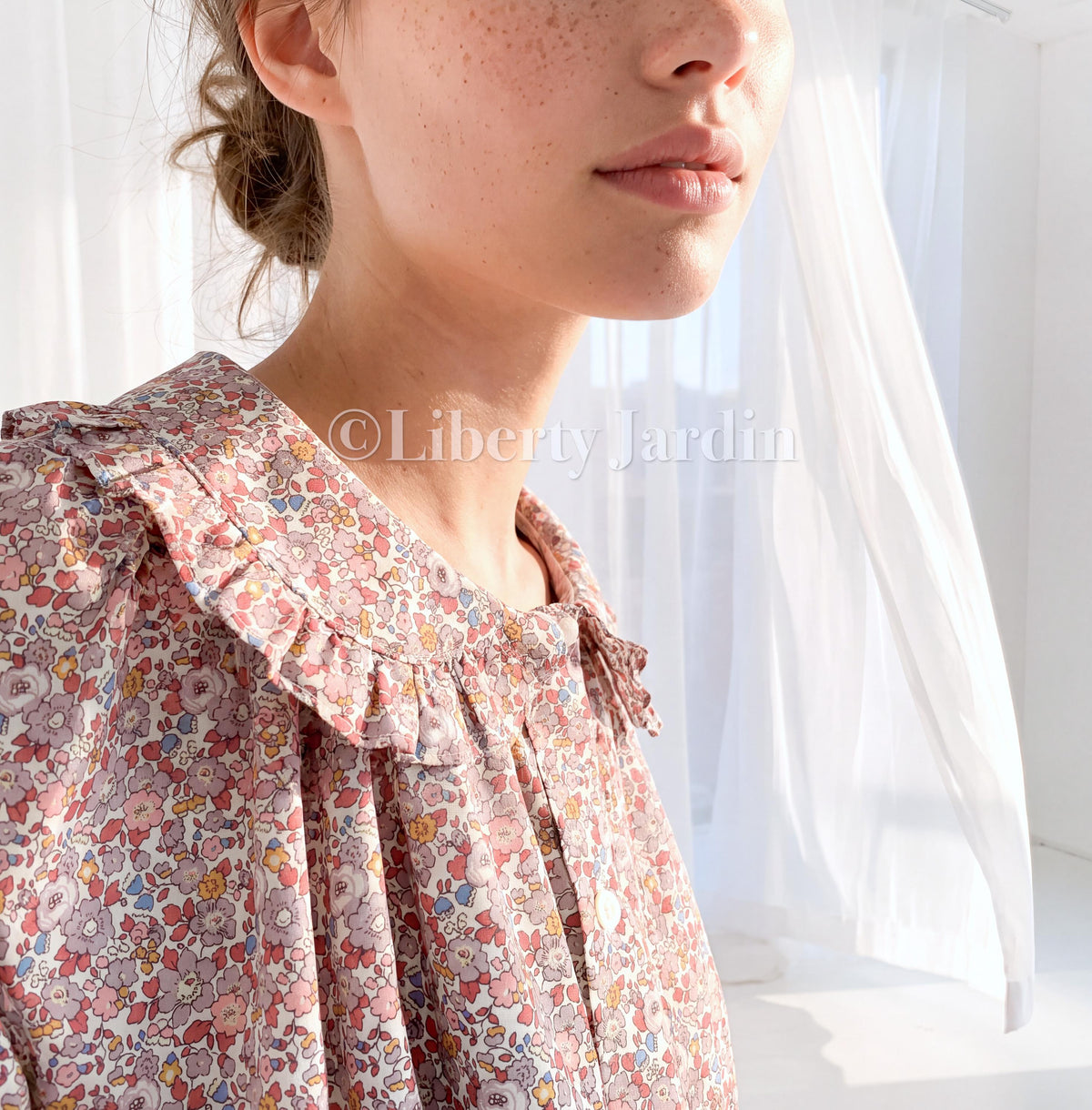 Liberty London Frilled Peter-Pan Collared Handmade Blouse, Button-up Puffed-Sleeves Chemise, Sustainable Tailoring Versatile Shirt
