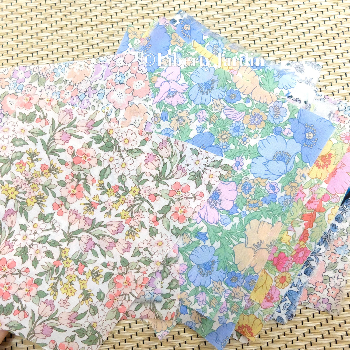 Liberty London Fabric Scrap Packs, Remnant Bundle, Floral Cotton Tana Lawn, Quilting Patchwork Sewing