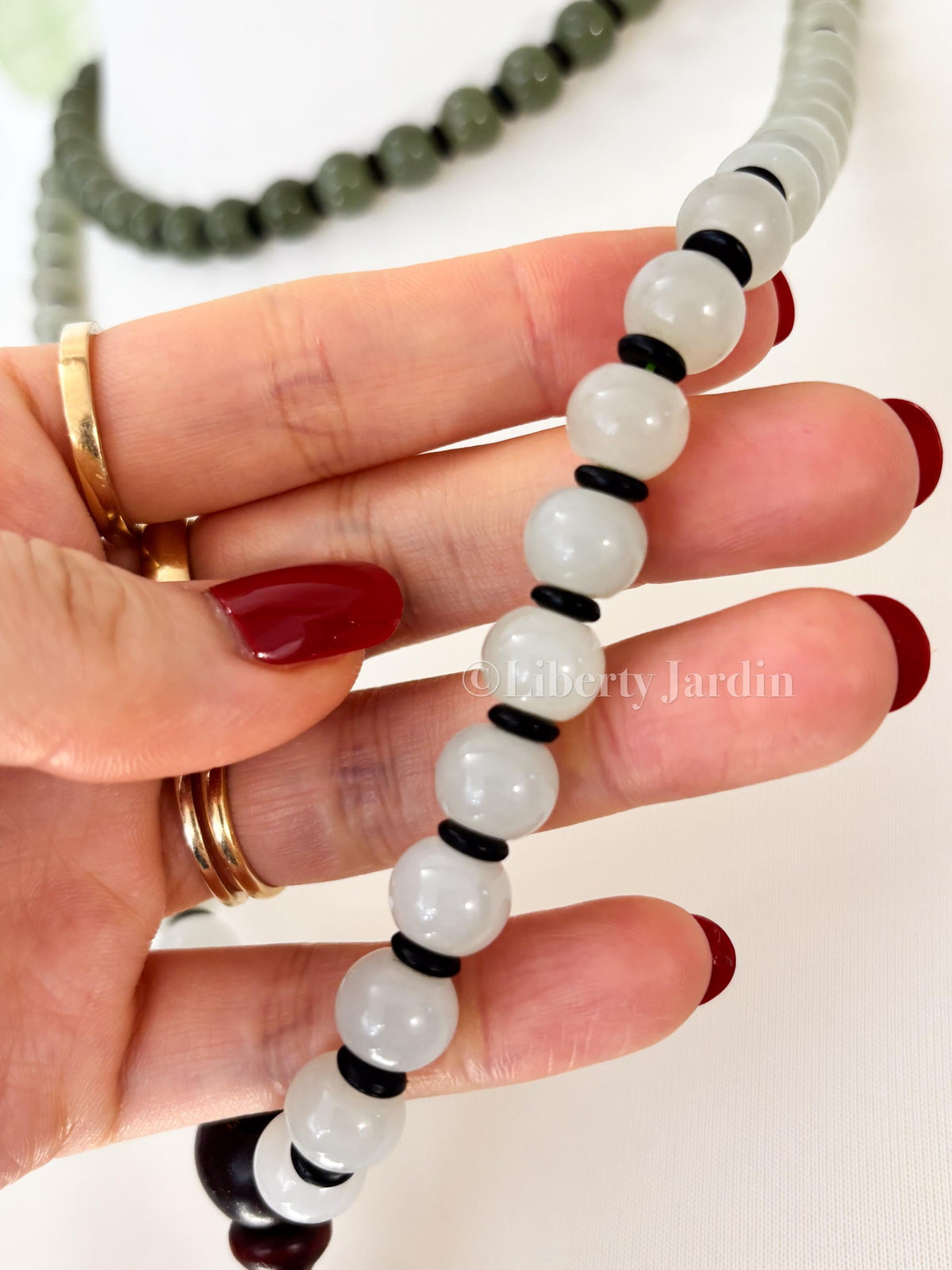 Natural Nephrite Long Beaded Necklace, Ombre-colour Statement Jewellery, Handmade Tassel Effortless Accessories, Special Occasion