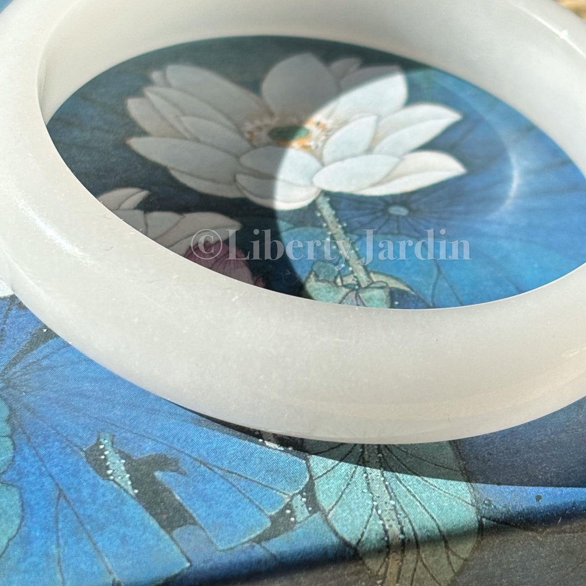Natural Mutton-Fat White Quartz Bangle, Minimalist Bracelet, Certified Non-treated Gemstone, Effortless Jewellery, Sustainable Accessories
