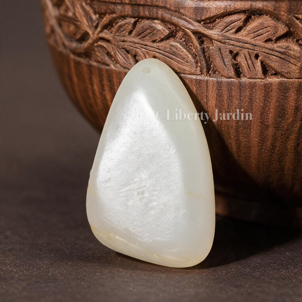 Seed Jade Nephrite Pendant, Carving Jade River Pebbles Gemstone, Natural Untreated Certified, Collectible Distinctive