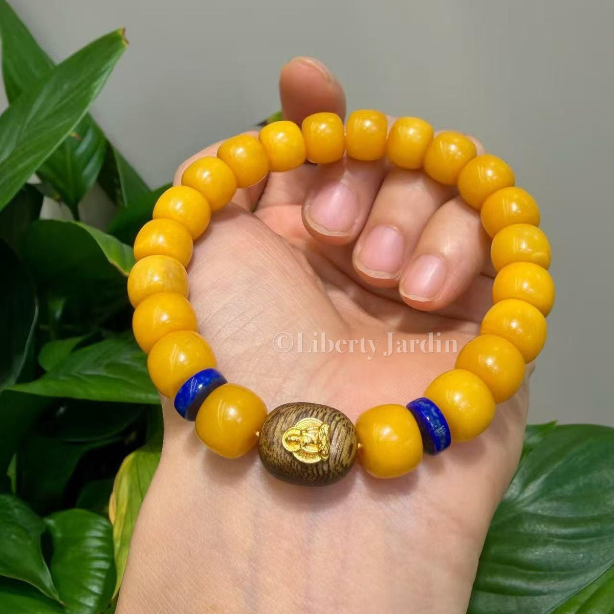 10mm Amber Baltic Bracelet, Natural Russian Honey Beeswax Armband, Lapis Lazuli Beaded Handmade Jewellery