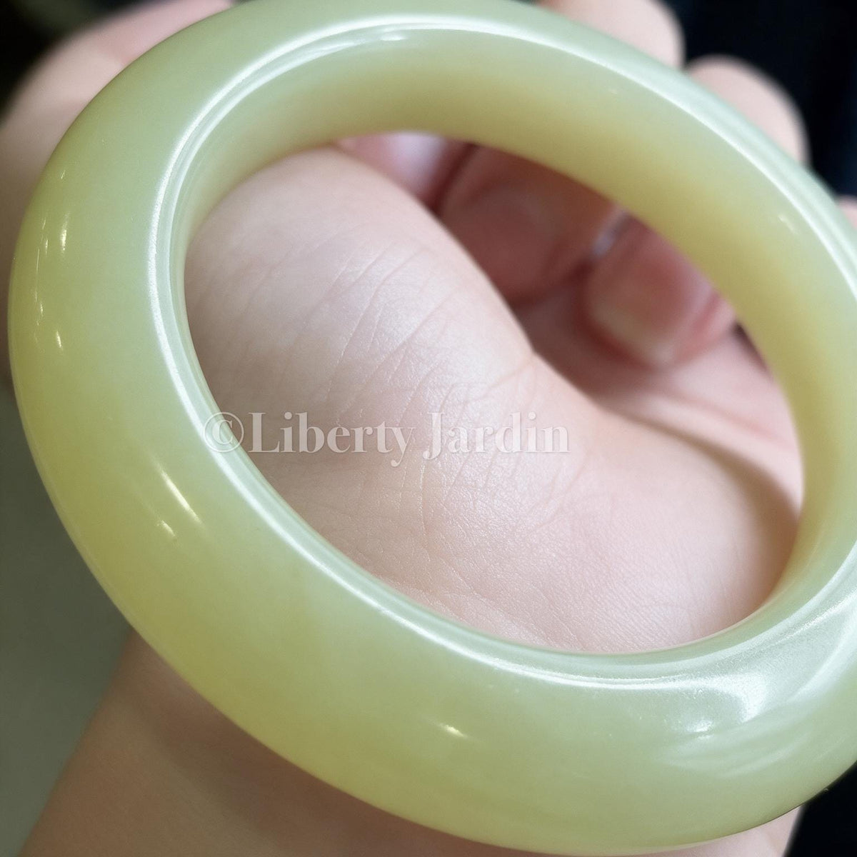 Pastel Yellow Natural Nephrite Bangle, Gemstone Armband, Certified Non-treated Jade, Huangkou Bracelet, Handmade Accessories