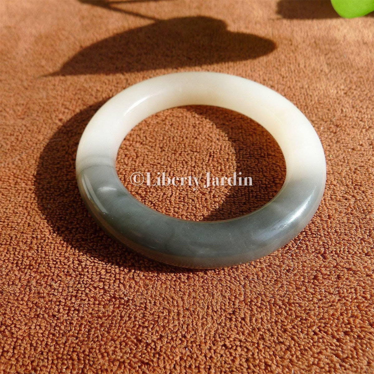 Mutton Fat Natural Nephrite Bangle, Distinctive Gemstone Armband, Certified Non-treated Jade, Statement Handmade Accessories