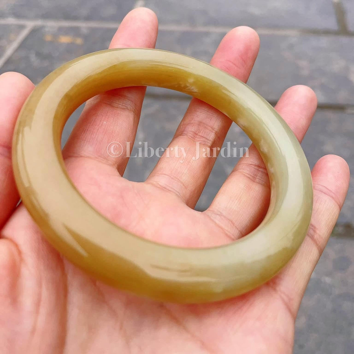 Honey-Sugar Nephrite Bangle, Natural Gemstone Armband, Certified Non-treated Jade, Gender-neutral Bracelet, Handmade Jewellery Accessories