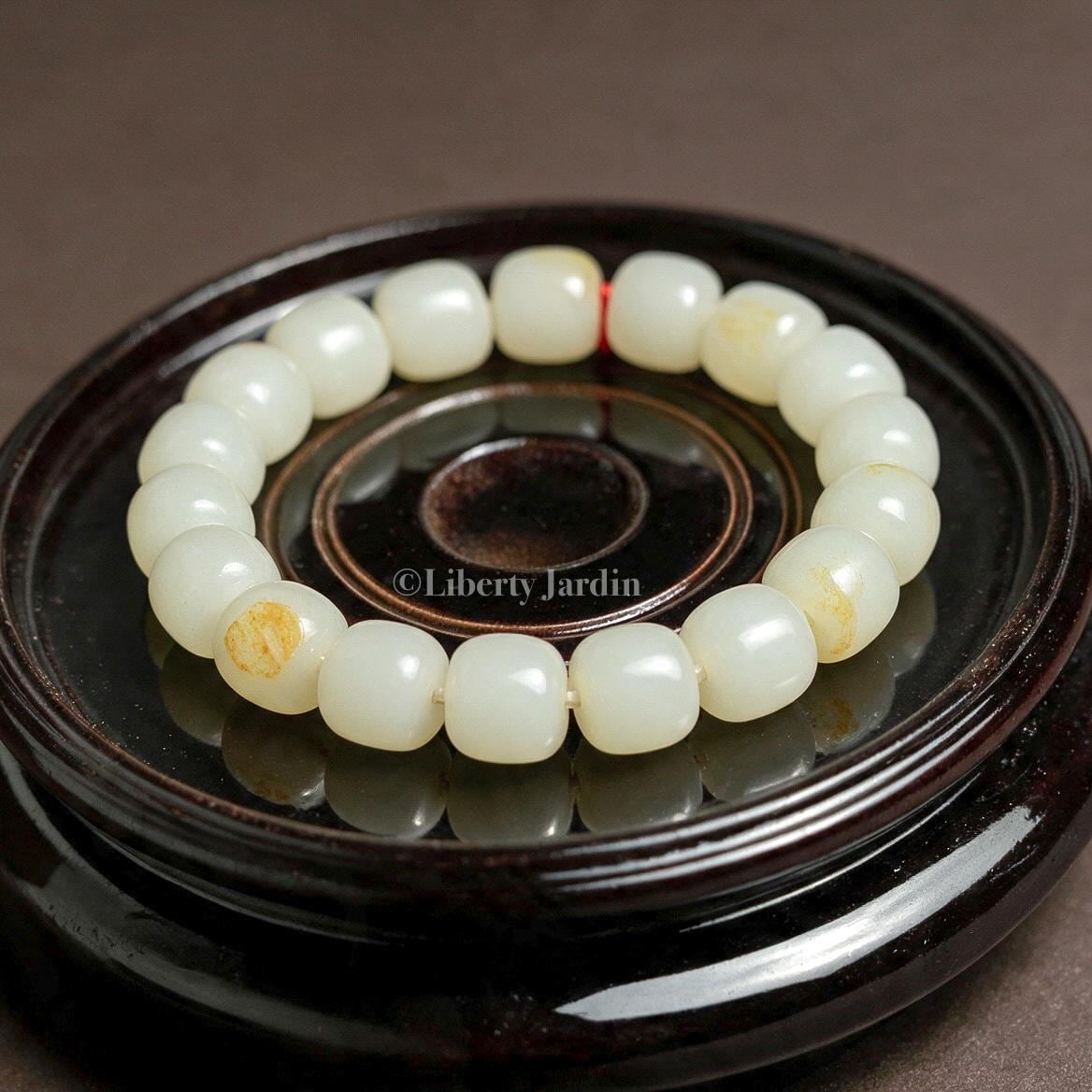 Seed Jade Pebbles Nephrite Bracelet, Natural Untreated Gemstone, Neutral-Gender Beaded Armband, Distinctive Statement Collectible