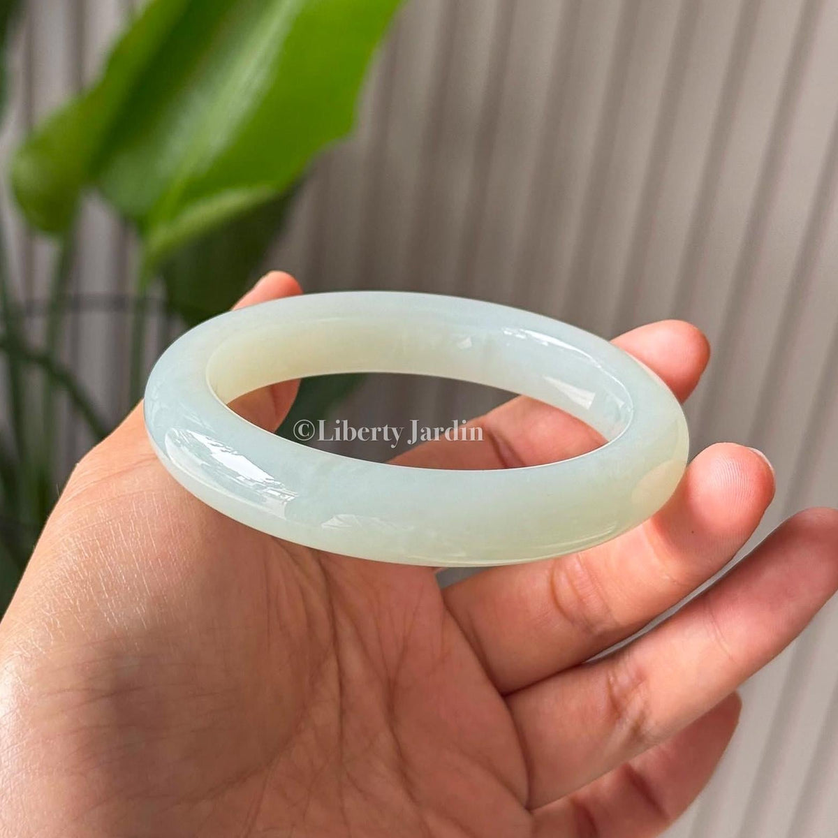 Natural Nephrite Bangle, Certified Non-treated Armband, Lime Gemstone Bracelet Accessories, Minimalist Sustainable Personalised Jewellery