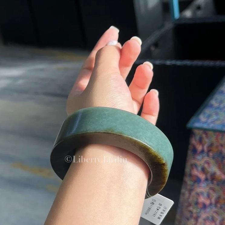 58mm Seed Jade Bangle, River-Pebbles Nephrite Statement Armband, Untreated Gemstone, Neutral-Gender Jewels, Distinctive Collectible