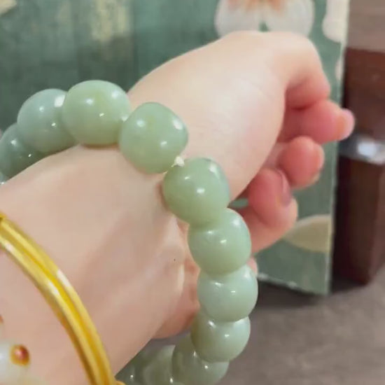 Natural Nephrite Jade Bracelet, Untreated Seed Stone Gemstone Jewellery, Beaded Bracelet, Sustainable Handmade Accessories