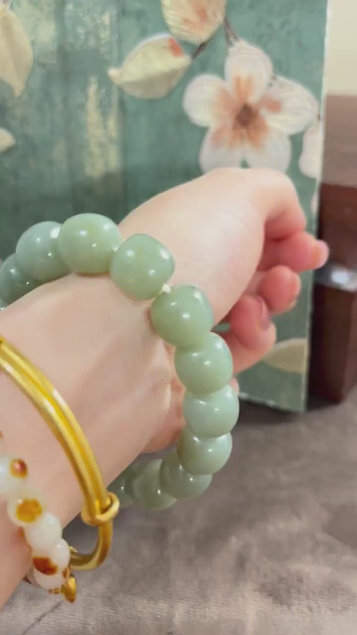 Natural Nephrite Jade Bracelet, Untreated Seed Stone Gemstone Jewellery, Beaded Bracelet, Sustainable Handmade Accessories